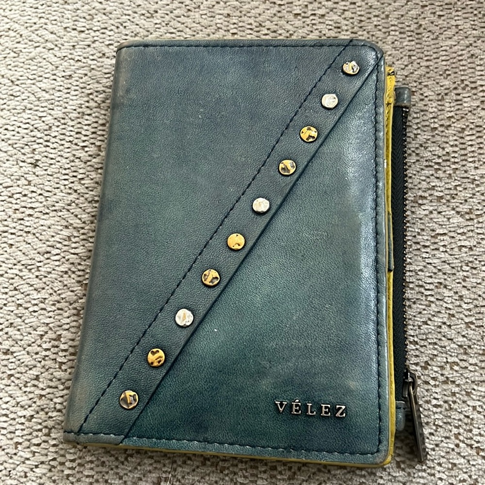 Velez Vintage retro studded wallet